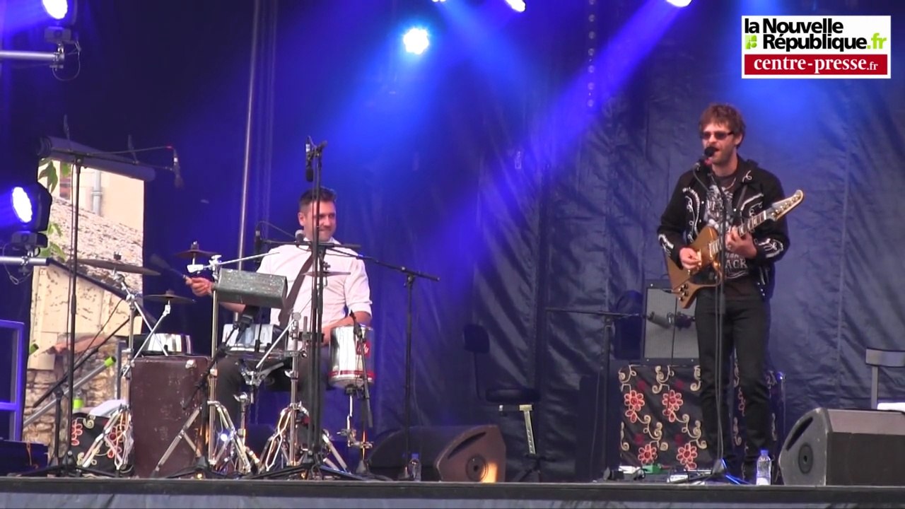 VIDEO. Heures Vagabondes : Mathis Haug a enflammé Usson-du-Poitou