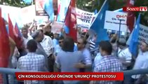 Çin konsolosluğu önünde protesto