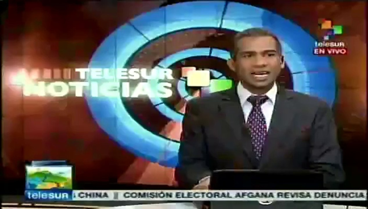 Llenan fanáticos estadio Simón Bolívar para vitorear a su selección