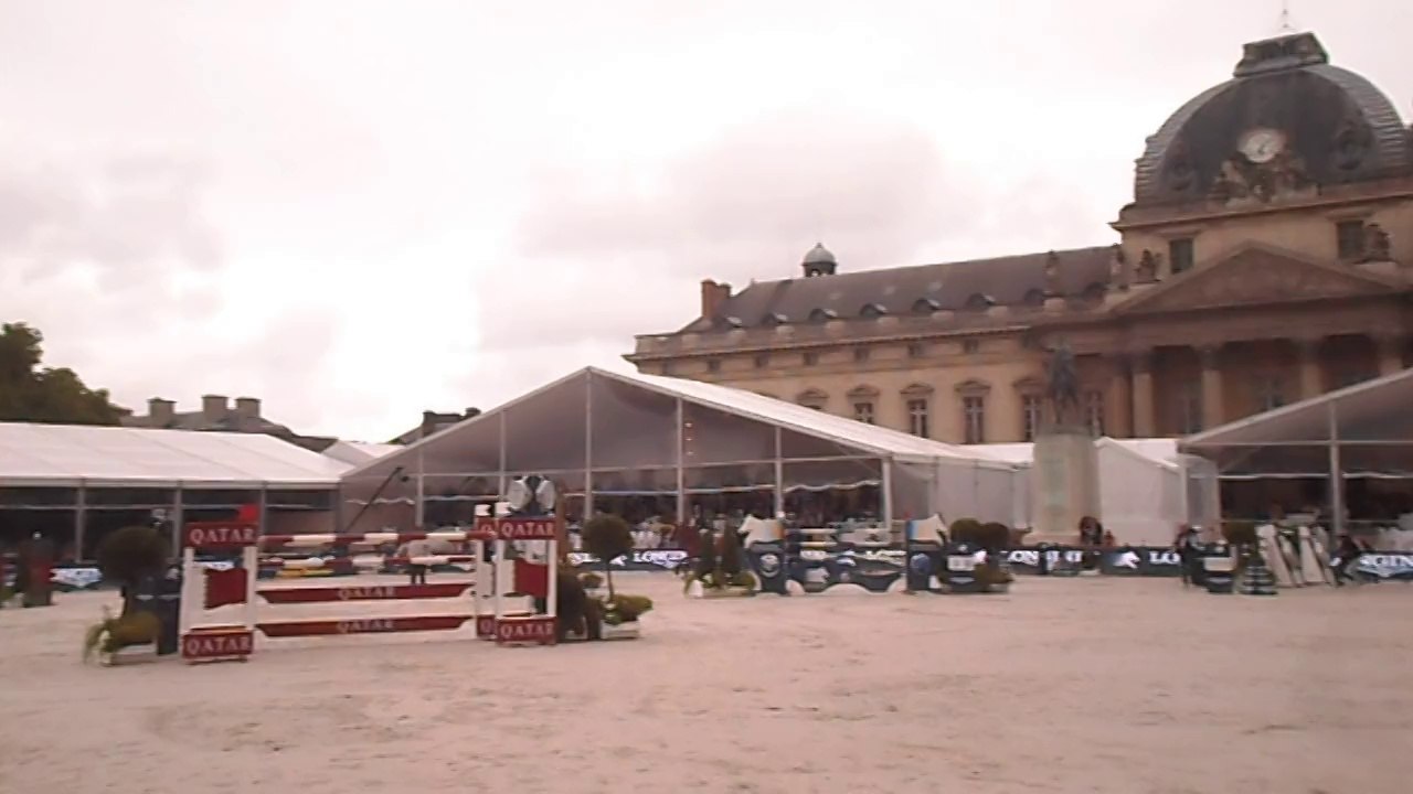 Eiffel jumping 2014