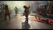 Pompiers en action en Slow Motion! Juste magique