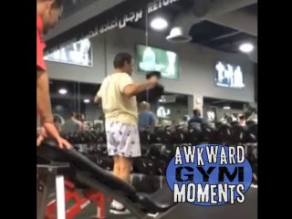 Idiotic Shoulder Circuit | Gym Fail 2014
