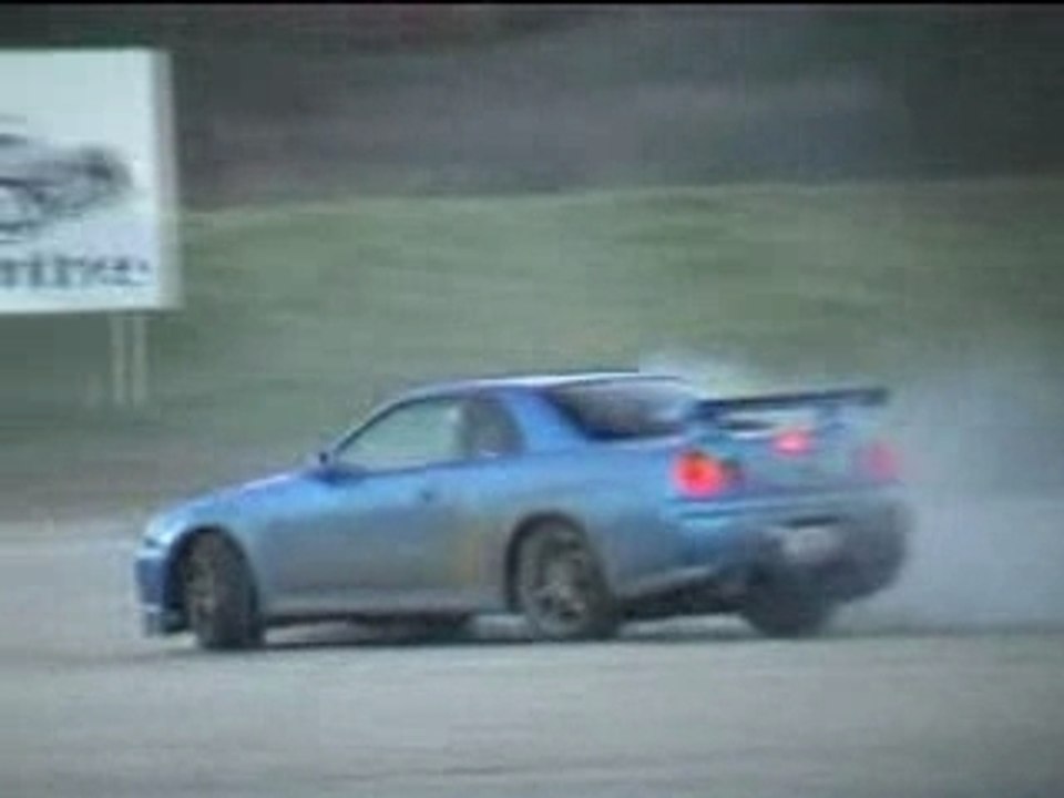 Nissan Skyline
