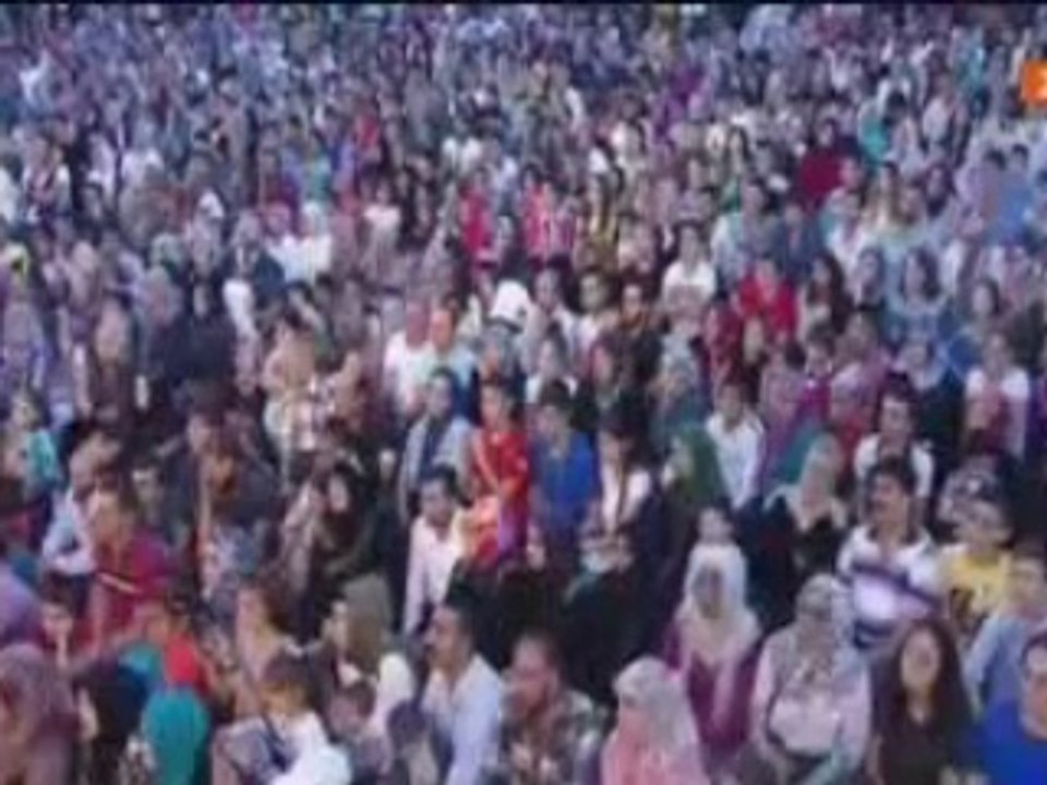 Nihat Hatipoğlu - Canlı yayında Müslüman Olan Hollandalı Kadın !!!