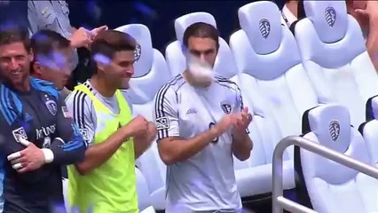 Football - Dom Dwyer averti pour une célébration "selfie"