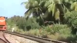 Chief Ikeje Israel Asogwa-Truck_Train_Funny(whatsappvideo.net)