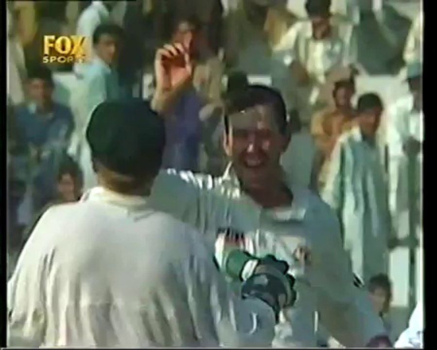 RICKY PONTING - GREAT ALL ROUNDER- so many wickets