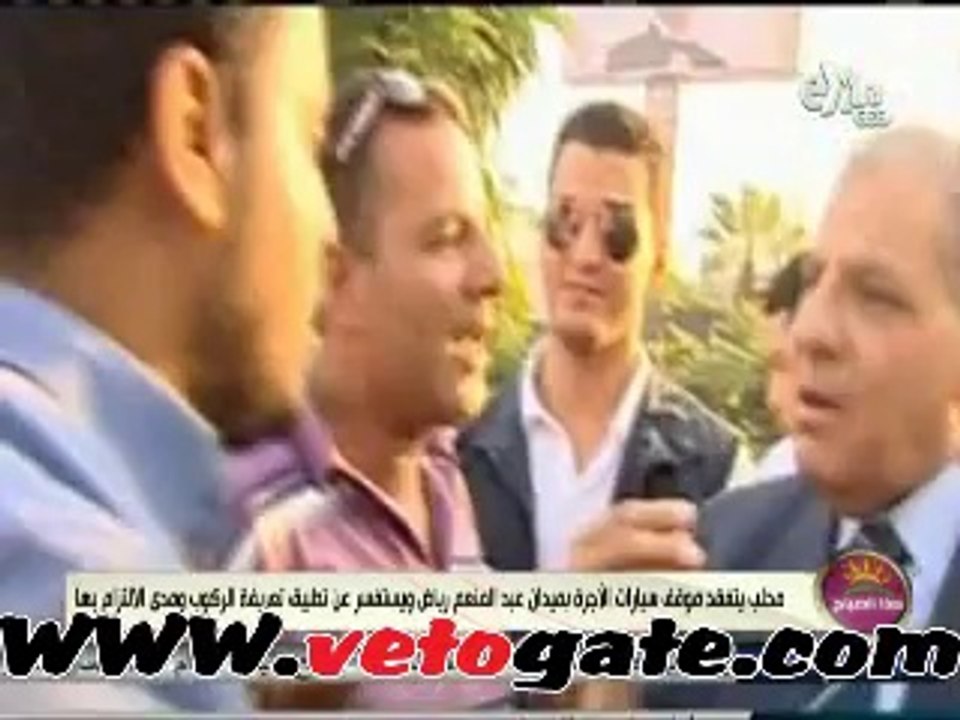 محلب فى جولة مفاجئة فى موقف "عبدالمنعم رياض" للتأكد من "الأجرة"
