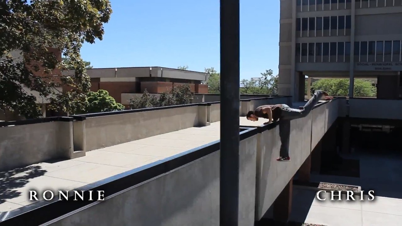 Parkour Game Add On - Ronnie VS. Chris