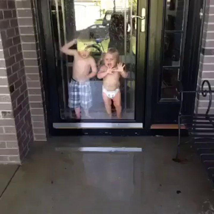 So easily kids entertain