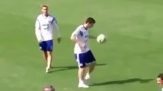 Messi dando uma de Ronaldinho