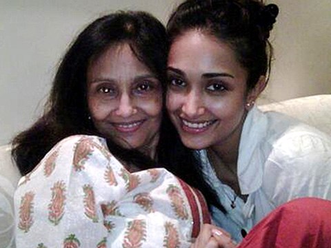 Jiahs Mother Blames Shahrukh Salman And Amitabh For Jiahs Death