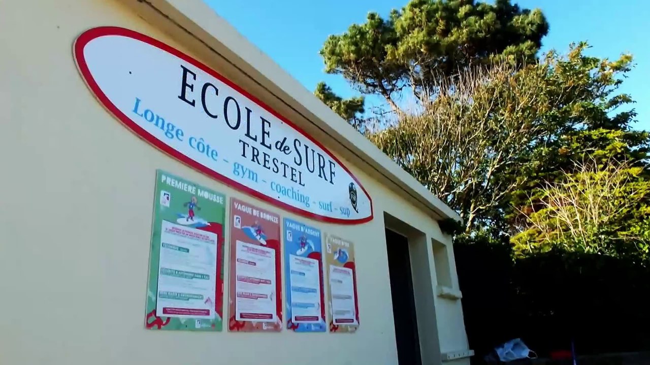 Planche à Voile et Longe Côte sur la Côte de Granit Rose