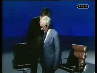 Benny Hill - Gangsters