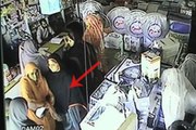 Dunya News - CCTV footage catches four women stealing electronic goods in Multan