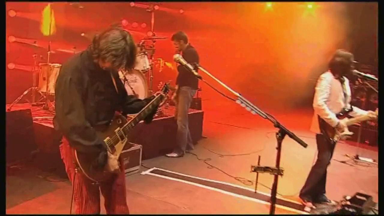 Matmatah - Crepuscule Dandy (Live at vieilles charrues 2008 official HD)