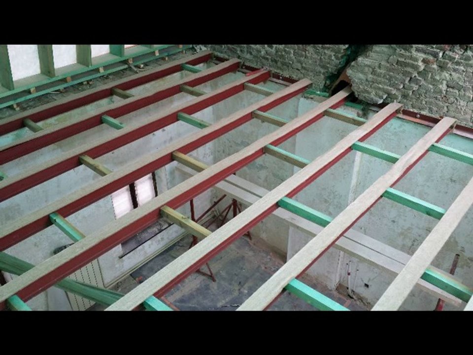 je cherche une équipe de professionnels pour la transformation, rénovation de maison ou appartement et des travaux en peinture, carrelage, menuiserie, plafonnage, isolation, maconnerie, cimentage, crépis dans la province de Namur et un travail via devis