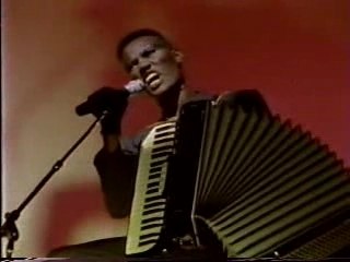 Grace Jones - La vie en rose (Live)