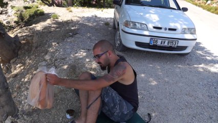 Bi garip böğüren keçi