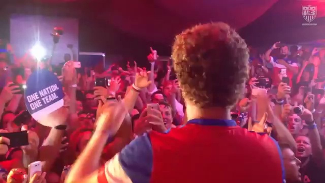 Will Ferrell Crashes #FanHQ in Recife