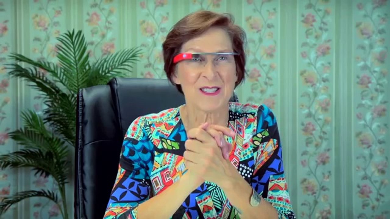 ELDERS REACT TO GOOGLE GLASS