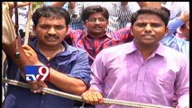 Journalists protest against illegal ban of news channels in Telangana - 30 Minutes - Tv9