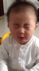 funny baby VID-20140707-WA0005
