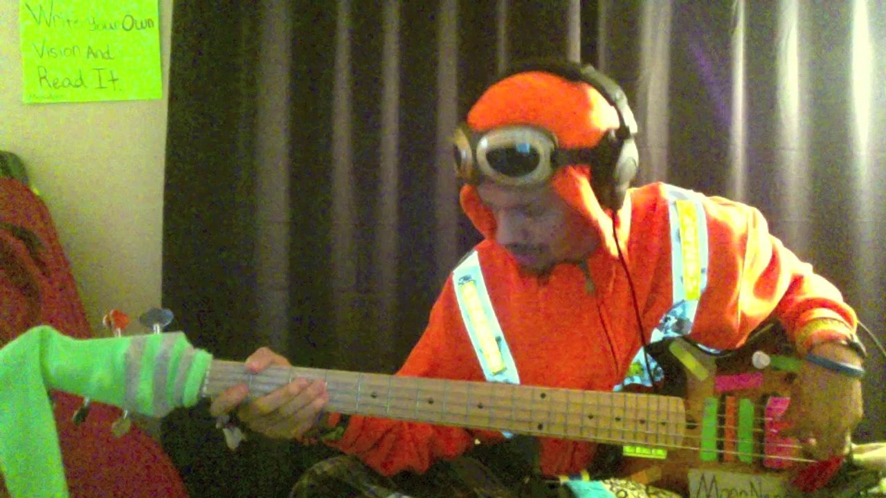 MonoNeon x Doobie Powell: "RAIN"
