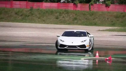 Lamborghini Huracan Drift yapabilir mi?