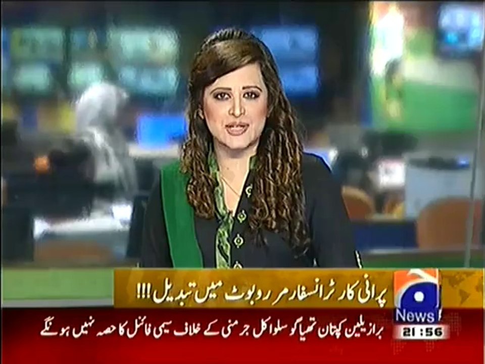 Person Changed his Old In USA a Man Changed his Old Car into a RobotCar into a Robot in USA