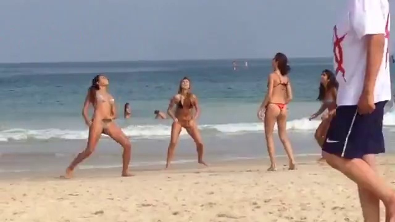 Brezilya plajında sıradan bir gün