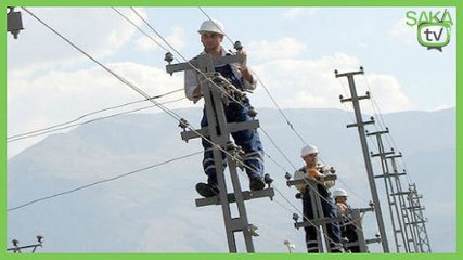 Elektrikli Tellerine İşeyen Adam