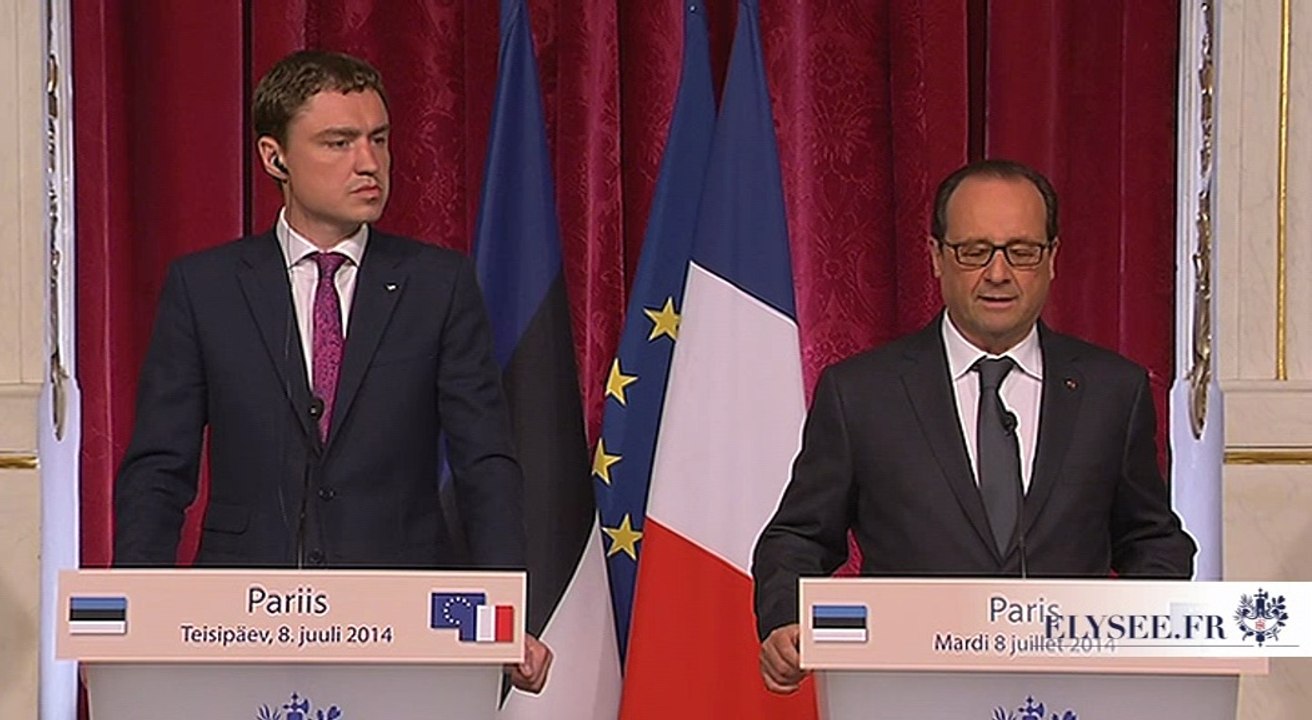 Point de presse aux côtés de M. Taavi ROIVAS, Premier ministre de la République d'Estonie
