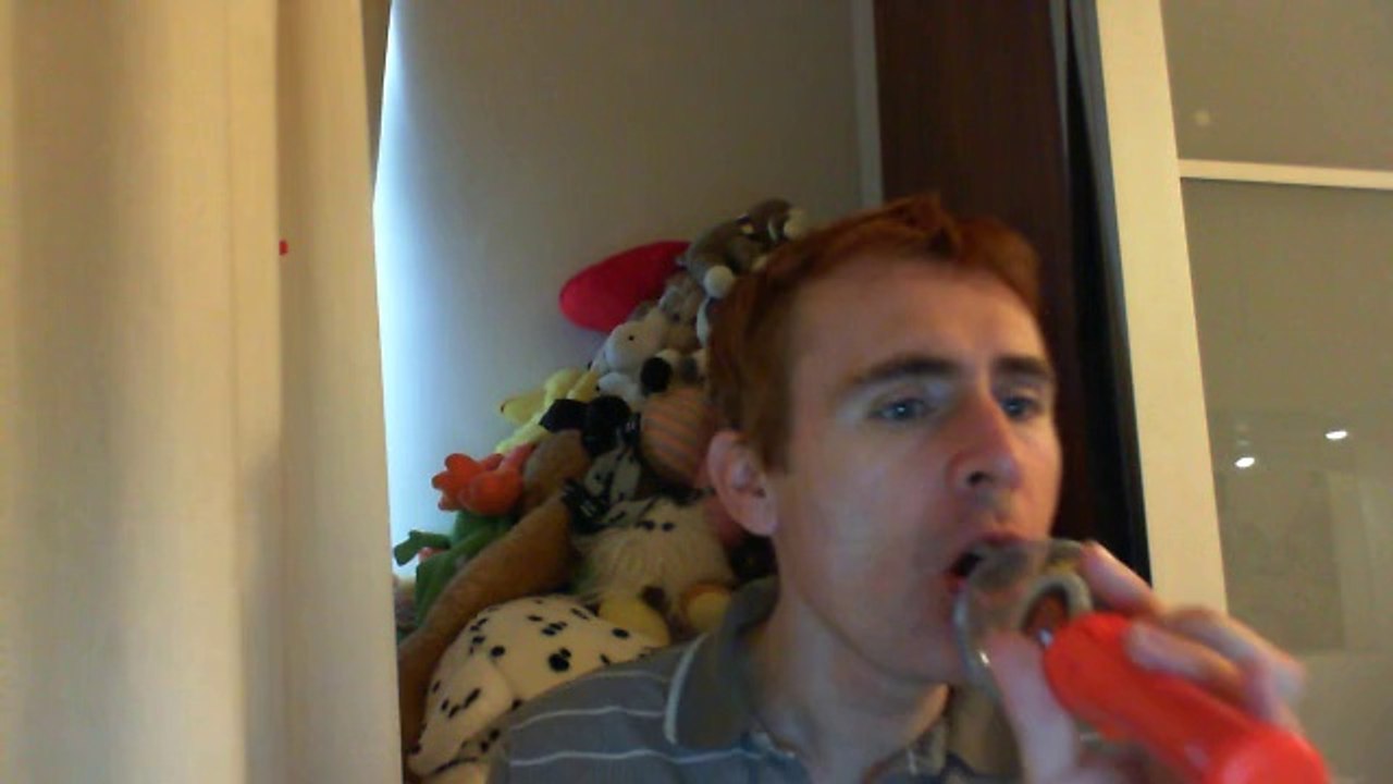 Wiwi égratigne "stay with me" de Suavi