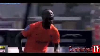 Kırmızı kart gören futbolcudan görülmemiş tepki