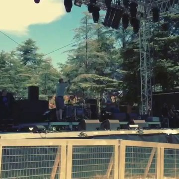 Les balances du bluesman Seasick Steve aux Déferlantes