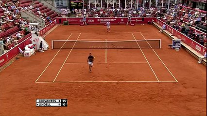 Between-the-legs shot not enough for Cervantes
