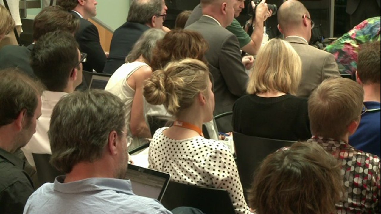 Européennes: La montée de l'extrême droite jugée "regrettable" par Angela Merkel