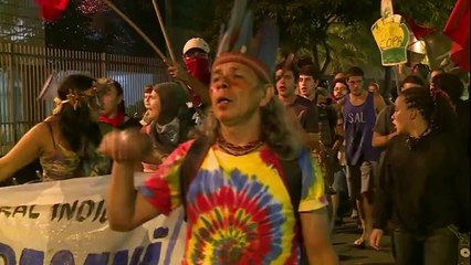 Rio: des manifestants stoppés avant le match Argentine - Bosnie