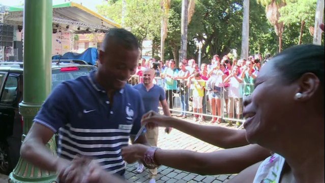 Mondial 2014: l'équipe de France unie, se prépare à affronter la Suisse