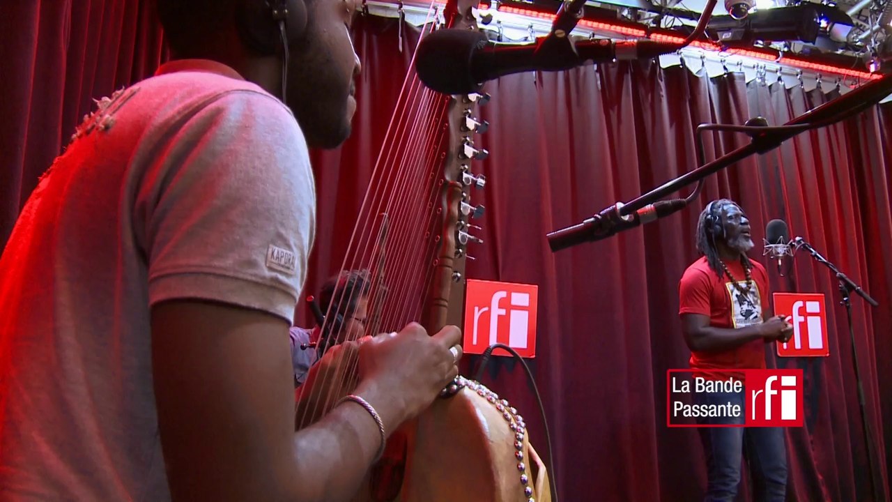 Tiken Jah Fakoly - Live dans la Bande Passante sur RFI