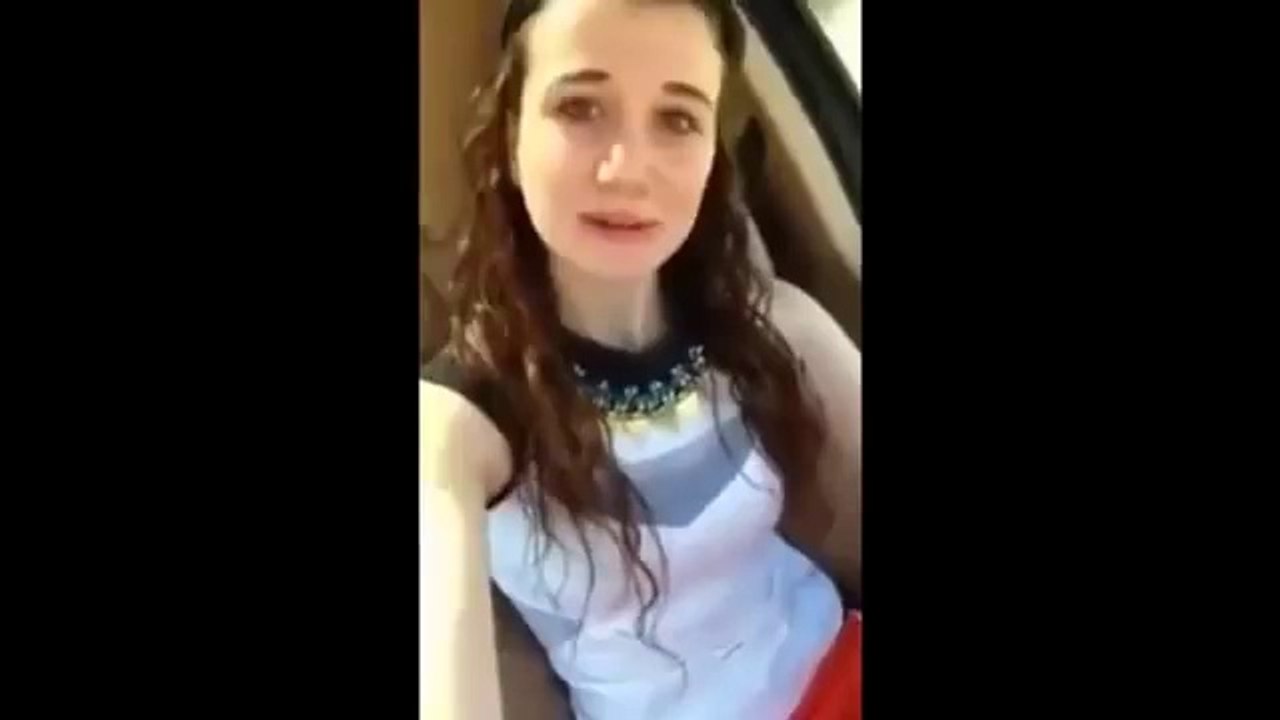 Fakirler Ölsün Porsche'den Selamlar Diyen Kız