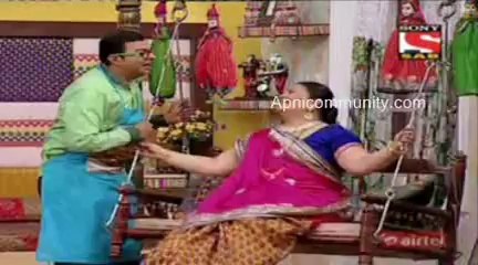 Tu Mere Agal Bagal Hai - 8th July 2014 pt4