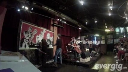 Le concert de Bazar et Bémols à l'Entrepôt