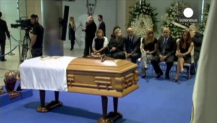 Скачать видео: Tributes paid to Real Madrid legend Alfredo Di Stefano