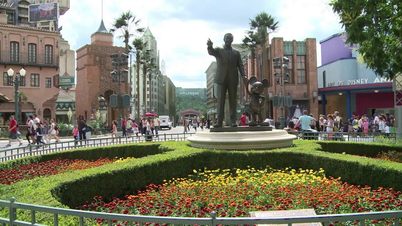 Rattenscharf: Im Ratmobil durch Disneyland