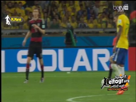 لقطة غير أخلاقية لزميل محمد صلاح أمام ألمانيا