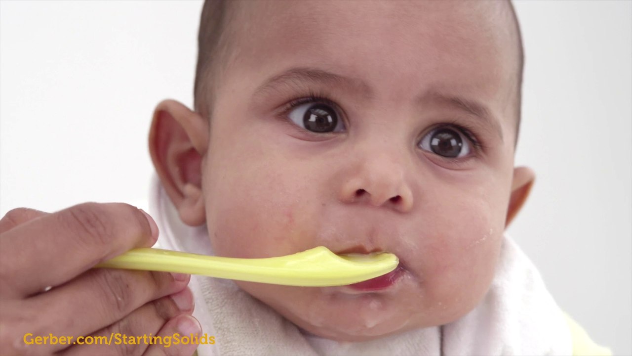 Starting Solids for Baby | How to Introduce First Foods For Baby