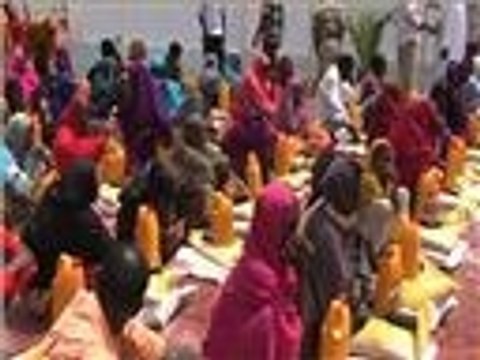 مخيمات اللجوء بمقديشو تعاني شح المواد الغذائية