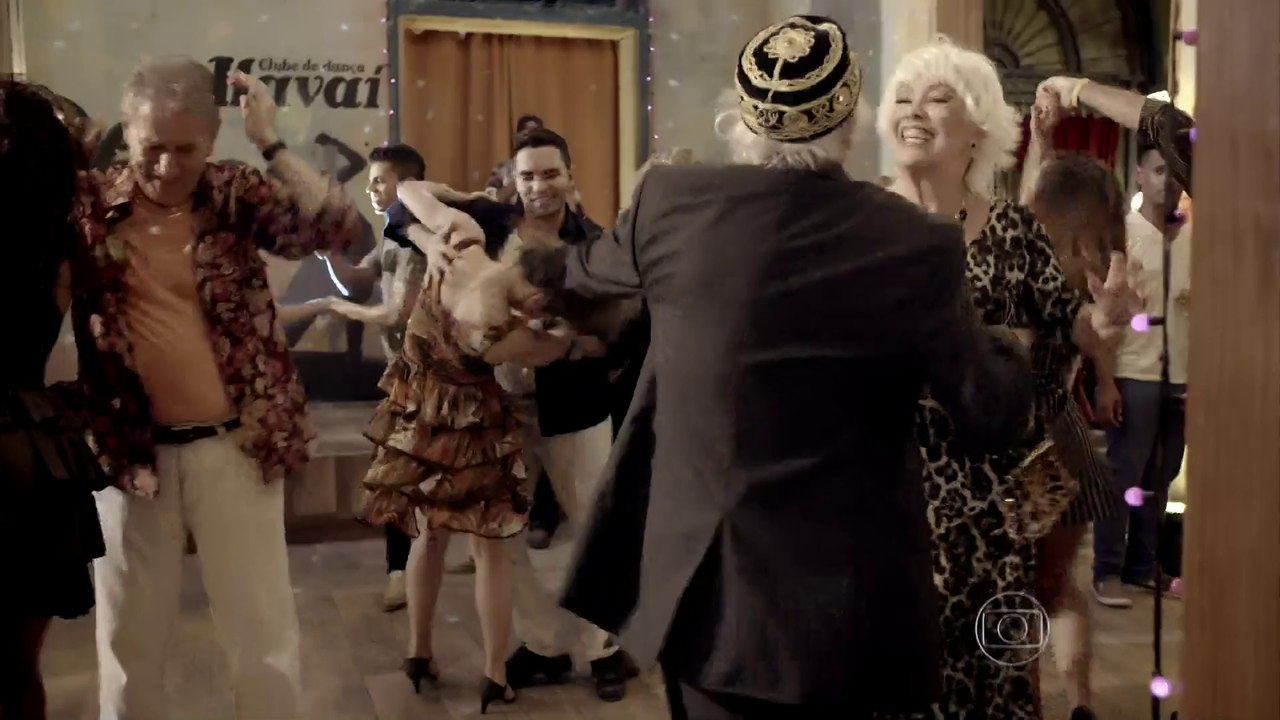 VINÍCIUS LEÃO e IRENE GALDINO - ZOUK seriado TAPAS E BEIJOS